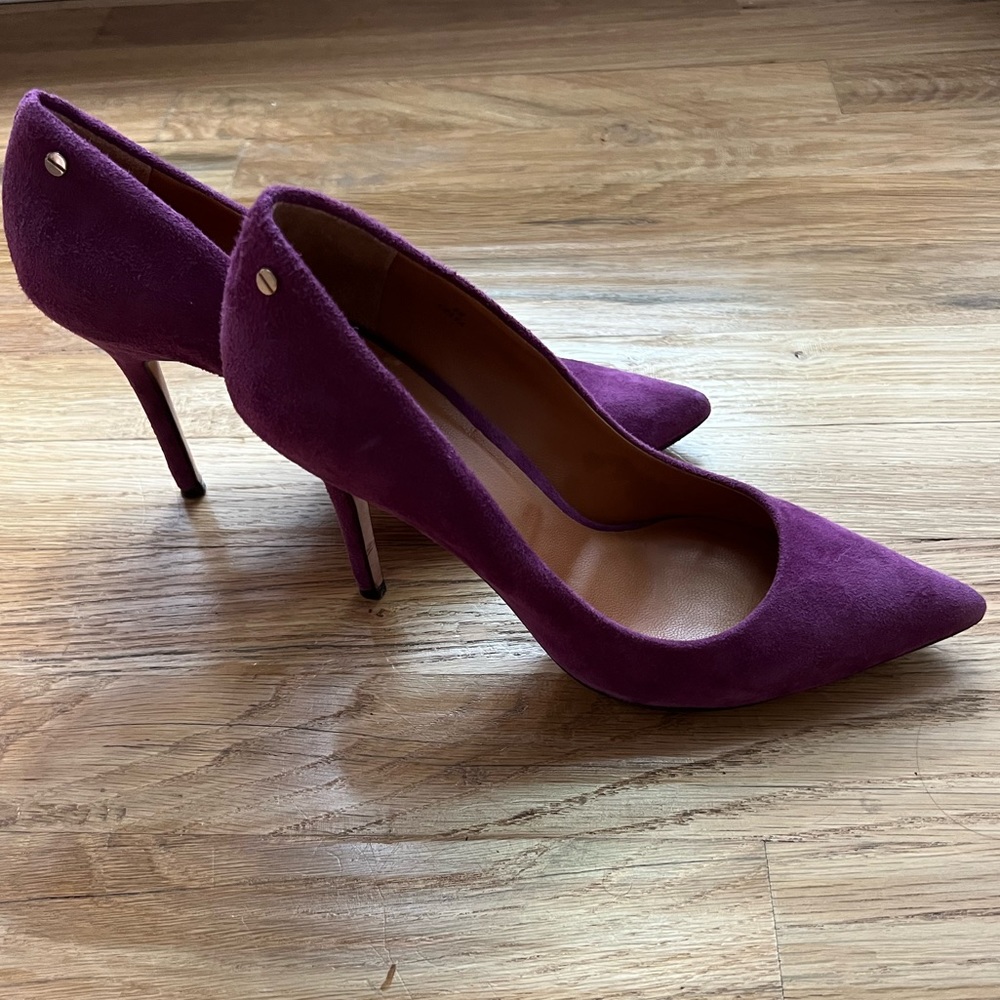 Rachel Roy Pumps size 6